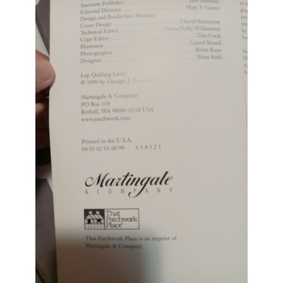 LAP QUILTING LIVES BY GEORGIA BONESTEEL BY THAT PATCHWORK PLACE - Picture 2 of 3